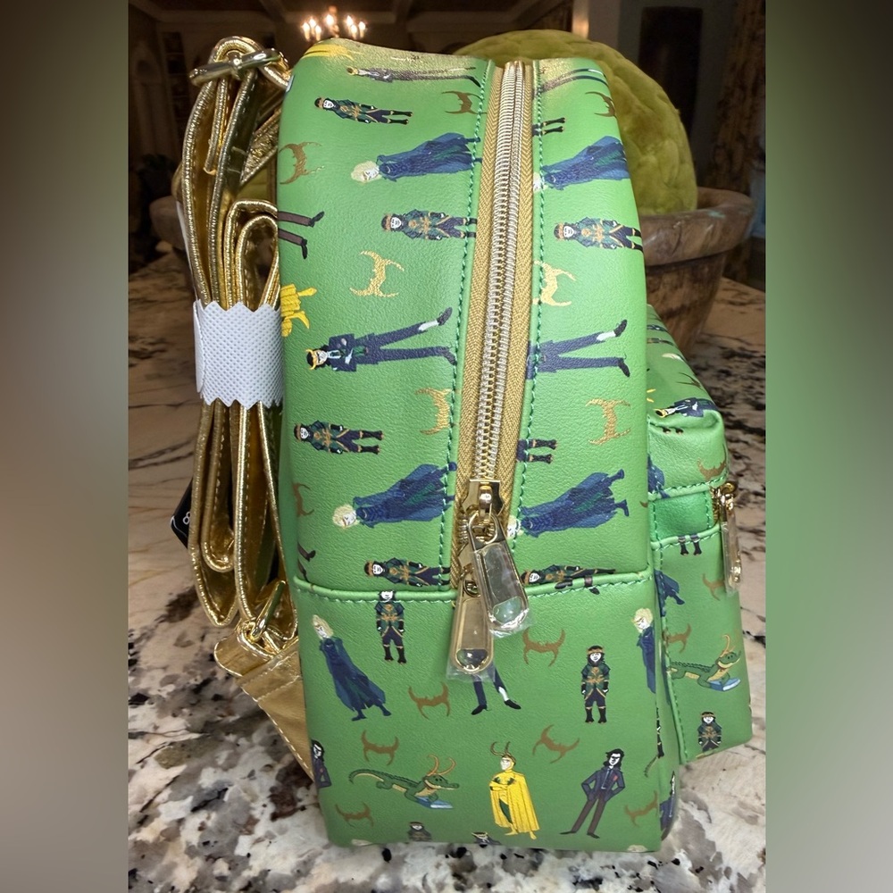 NWT Loungefly Marvel Loki Variants EE Exclusive Mini Backpack - Picture 4 of 8